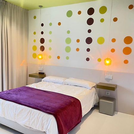 Lahola Glam Suites Torremolinos Buitenkant foto