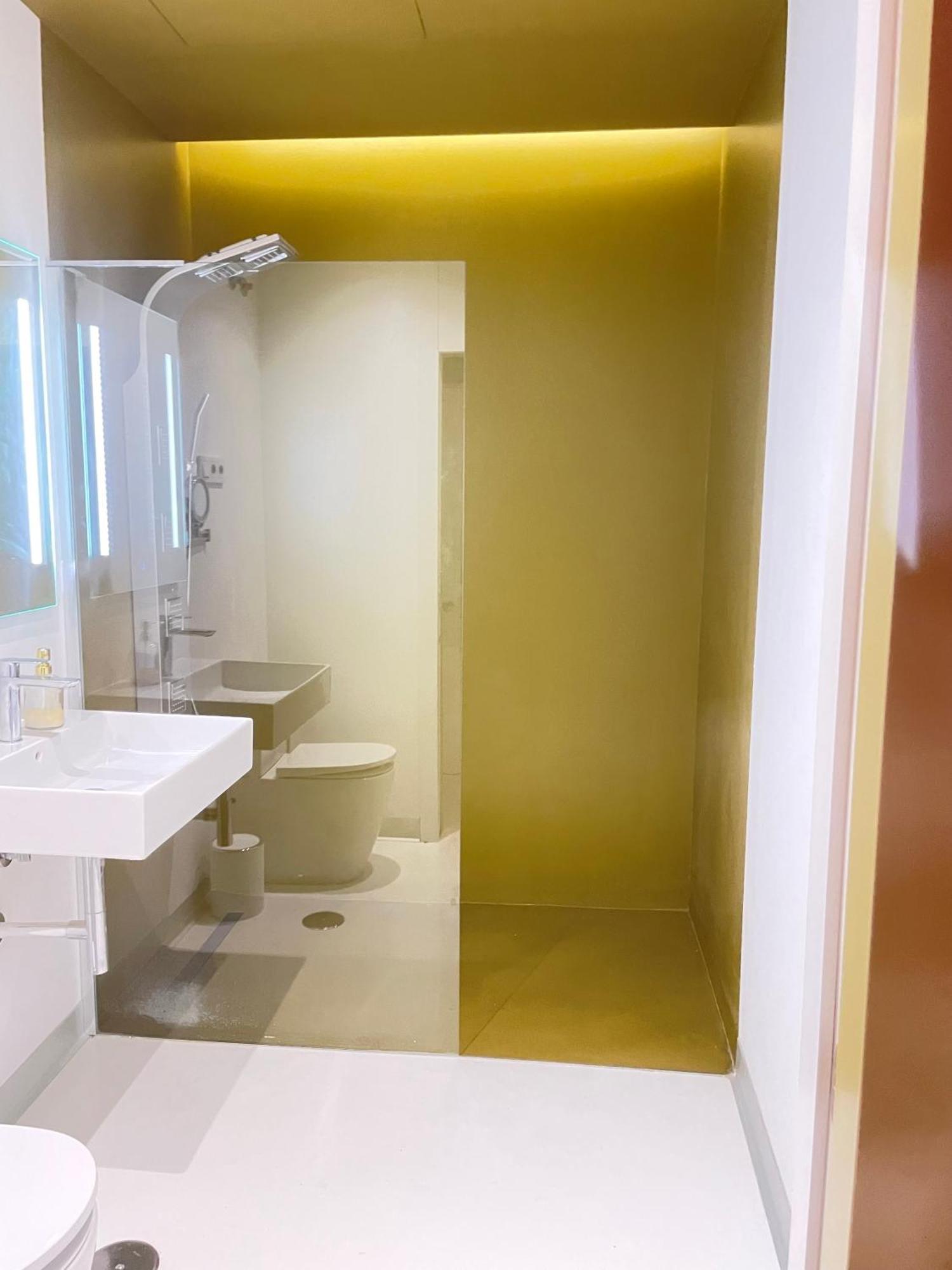 Lahola Glam Suites Torremolinos Buitenkant foto