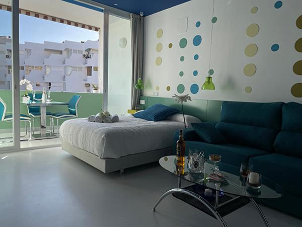 Lahola Glam Suites Torremolinos Buitenkant foto