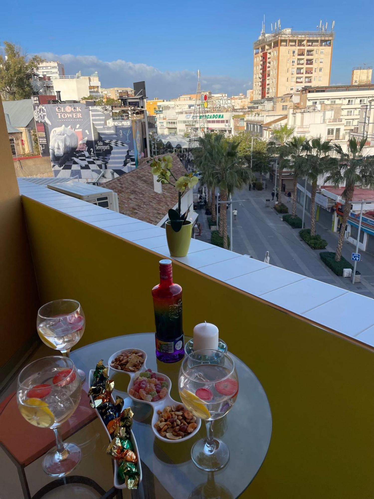 Lahola Glam Suites Torremolinos Buitenkant foto