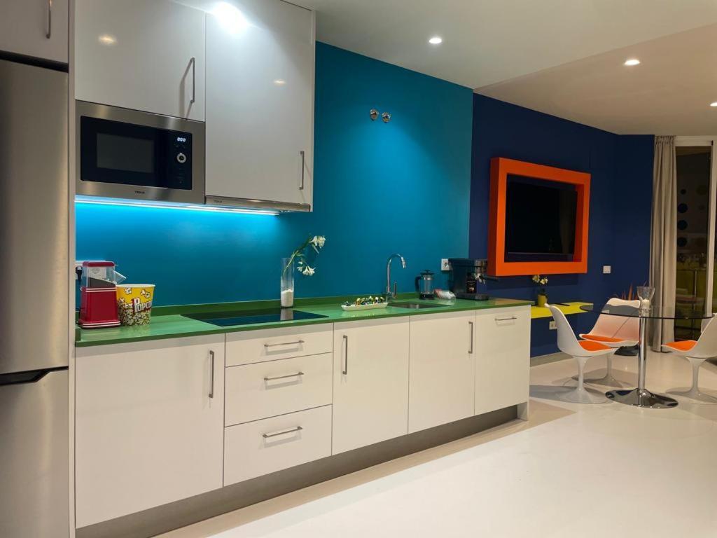 Lahola Glam Suites Torremolinos Kamer foto
