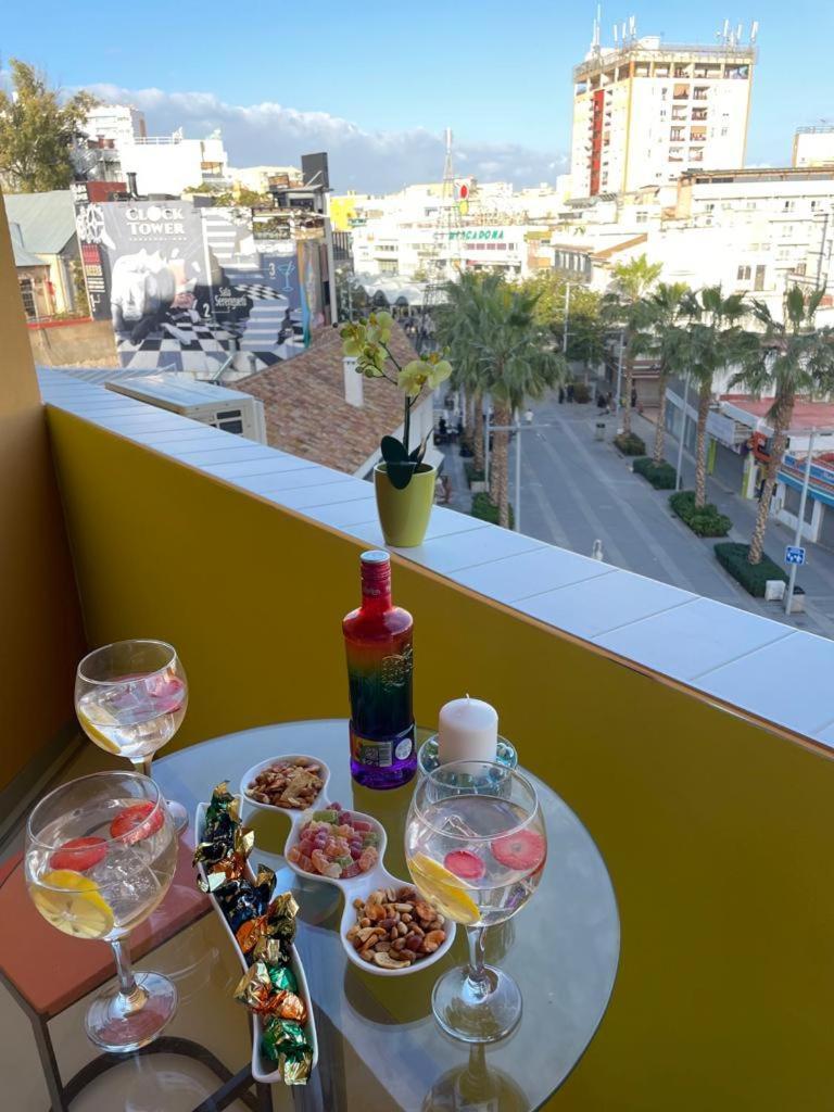 Lahola Glam Suites Torremolinos Kamer foto